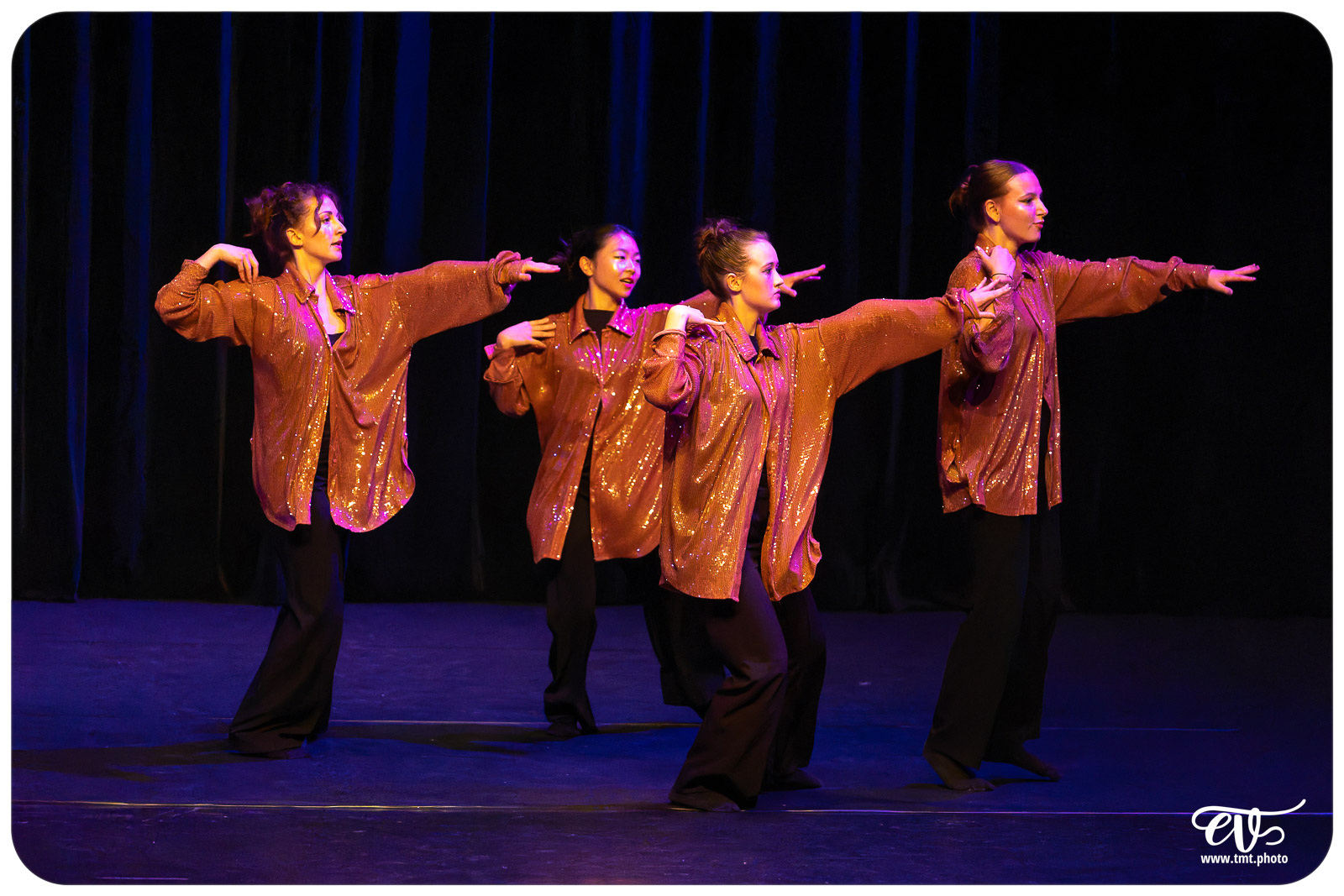 ECOLE DE DANSE CÉCILE ADAMOW